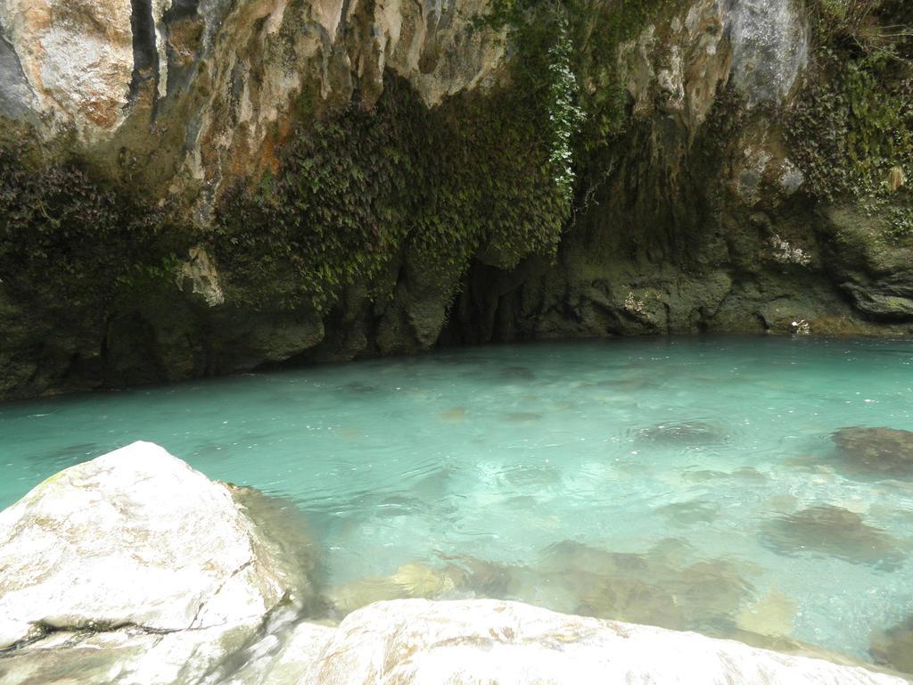 Hotel Garganta Del Cares 폰세보스 외부 사진