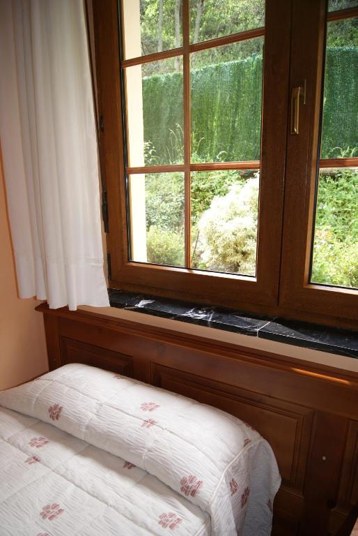 Hotel Garganta Del Cares 폰세보스 객실 사진