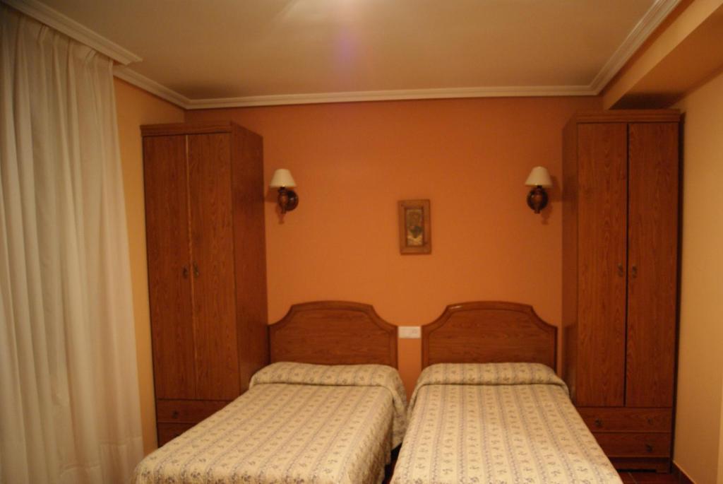 Hotel Garganta Del Cares 폰세보스 객실 사진